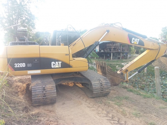 ขาย 1,750,000 CAT 320 GC รถทำงาน 5,000 ชม. เครื่องดี ปั้มแรง ช่วงล่างสวย แอร์หนาว รถสวยพร้อมใช้ เอกสารแจ้งจำหน่าย รถอยู่ อยุธยา 064-191-1112