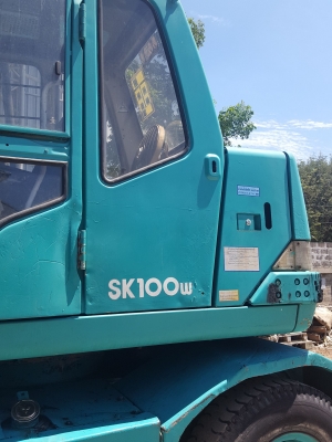 ขายแบคโฮKobelco ล้อยาง