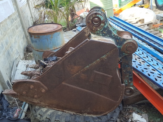 ขายแบคโฮKobelco ล้อยาง