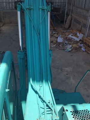 ขายแบคโฮKobelco ล้อยาง