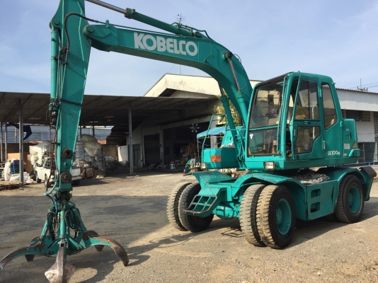 ขายแบคโฮKobelco ล้อยาง