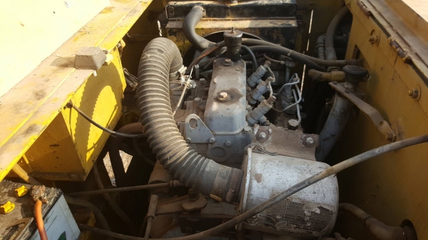 ขาย รถบดขนาด 3.5 ตัน เอวอ่อน ล้อเหล็กหน้า ยางหลัง สั่นทะเทือนได้ เครื่องยนต์ 3 สูบ รถพร้อมใช้งานครับ เอกสารใบซื้อขาย ขาย รถบดขนาด 3.5 ตัน เอวอ่อน ล้อเหล็กหน้า ยางหลัง สั่นทะเทือนได้ เครื่องยนต์ 3 สูบ รถพร้อมใช้งานครับ เอกสารใบซื้อขาย