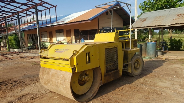 ขาย รถบดขนาด 3.5 ตัน เอวอ่อน ล้อเหล็กหน้า ยางหลัง สั่นทะเทือนได้ เครื่องยนต์ 3 สูบ รถพร้อมใช้งานครับ เอกสารใบซื้อขาย ขาย รถบดขนาด 3.5 ตัน เอวอ่อน ล้อเหล็กหน้า ยางหลัง สั่นทะเทือนได้ เครื่องยนต์ 3 สูบ รถพร้อมใช้งานครับ เอกสารใบซื้อขาย