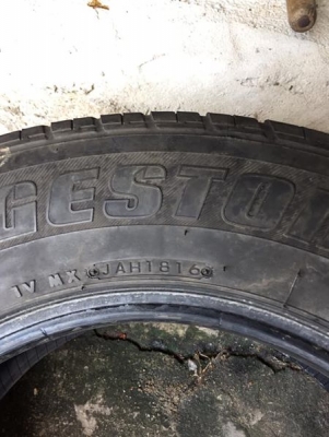 บริสโตน215/65/15ปี16 ไม่ปะไม่บวม ชุด2600บ.โทร0879050181.ส่งได้ทั่วไทย