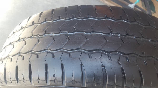 ล้อใหม่กะทะผ่า15 6รูพร้อมยาง\%XCD225/75/15 ปี18 2 ล้อ ล้อใหม่กะทะผ่า15 6รูพร้อมยาง\%XCD225/75/15 ปี18 2 ล้อ