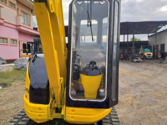 ขายรถแมคโค KOMATSU PC 38UU-2 เทียบเท่า PC40 แทรคยาง บูมออฟเซท คอนโทรลสั้น ไฟฟ้า ติอต่อ 098-7962549