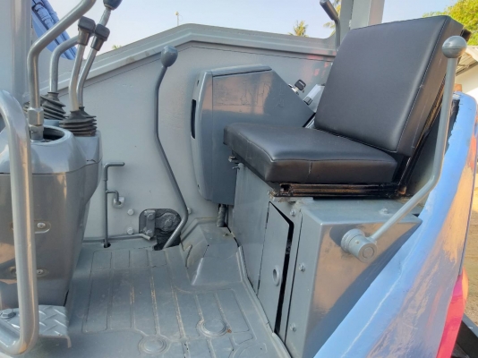 ขายรถแมคโค KOMATSU PC28UU-2 เทียบเท่า PC30 แทรคยาง บูมออฟเซท คอนโทรลสั้น ไฟฟ้า ติอต่อ 063-5628992 ขายรถแมคโค KOMATSU PC28UU-2 เทียบเท่า PC30 แทรคยาง บูมออฟเซท คอนโทรลสั้น ไฟฟ้า ติอต่อ 063-5628992