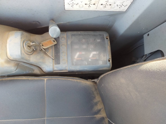 ขายรถแมคโค HITACHI EX80U แทรคเหล็ก คอนโทรลสั้น ปั้มนิ้ว มีแอร์ มีไปบ์ปิ้ง ติอต่อ 098-7962549 ขายรถแมคโค HITACHI EX80U แทรคเหล็ก คอนโทรลสั้น ปั้มนิ้ว มีแอร์ มีไปบ์ปิ้ง ติอต่อ 098-7962549