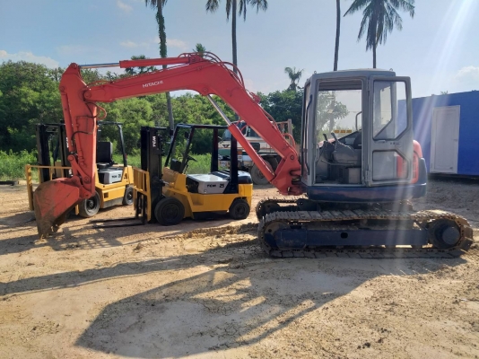 ขายรถแมคโค HITACHI EX80U แทรคเหล็ก คอนโทรลสั้น ปั้มนิ้ว มีแอร์  มีไปบ์ปิ้ง ติอต่อ 098-7962549