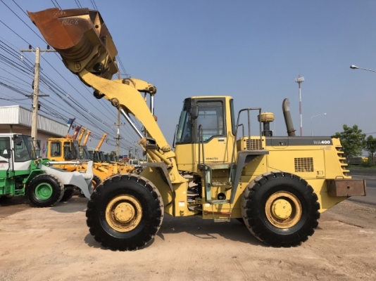 ขายรถตักล้อยาง KOMATSU WA400-3 นำเข้าเองจากญี่ปุ่น สภาพสวยพร้อมใช้ มีVDOการทำงานครับ