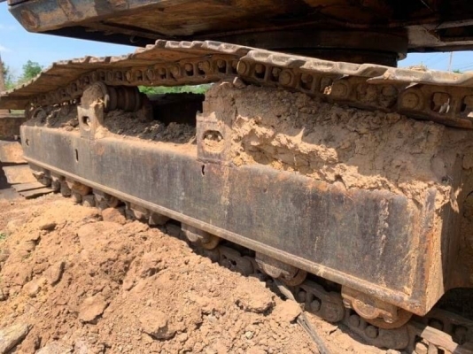 ขาย  365,000 บาท KOMATSU PC200-5  เครื่องเปลียน 6BD1-Turbo แรง ปั้มเดิมแรง แอร์เย็น โช่หนา เอวแน่น ตัวเดินเงียบ เอกสารชื้อขาย  รถอยู่  สุรินทร์ โทร 0610710295  สนใจ รายการสินค้า อื่นๆ ที่ เว็ปไชค์ Truck2Hand https://www.truck2hand.com/index.php?actions=co