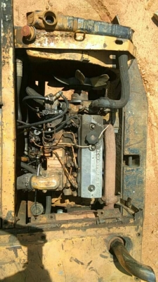 ขายแบคโฮKOMATSU PC60-3 มีหัวคีปพร้อมปุ้งกี๋ราคา 200,000