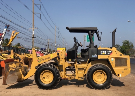 ขายรถตักล้อยาง CAT 910H ปี 2013 นำเข้าเองจากญี่ปุ่น สภาพสวยพร้อมใช้ มีVDOการทำงานครับ