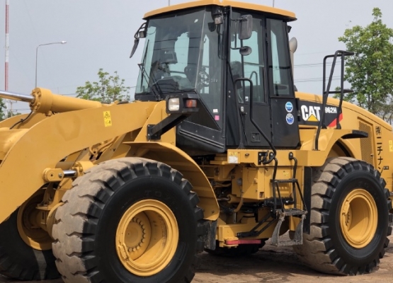 ขายรถตักล้อยาง CAT 962H นำเข้าเองจากญี่ปุ่น สภาพสวยพร้อมใช้ มีVDOการทำงานครับ