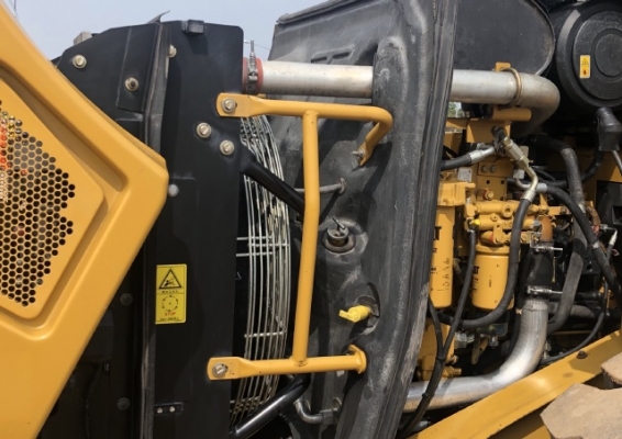 ขายรถตักล้อยาง CAT 962H นำเข้าเองจากญี่ปุ่น สภาพสวยพร้อมใช้ มีVDOการทำงานครับ