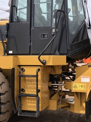 ขายรถตักล้อยาง CAT 962H นำเข้าเองจากญี่ปุ่น สภาพสวยพร้อมใช้ มีVDOการทำงานครับ