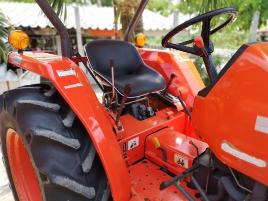 สินค้าเข้าใหม่คับ L3408 สวยๆ ใช้งาน1400ช.ม. ยางดี4เส้น ราคา200000บาท อุปกรณ์3ชิ้น สนใจติดต่อที่0906910337ต้า