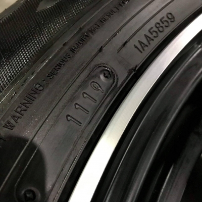 ขายล้อแท้ FORTUNER TRD ขอบ20” ถอดป้ายแดงใหม่กริ๊ป พร้อมยาง DUNLOP GRANDTREK PT3 265-50-20 ปี19 ตุ่มหน้ายางอยู่ครับทุกเส้น #ถอดในโชว์รูม - ราคาชุดละ 54,500 บาท ขายล้อแท้ FORTUNER TRD ขอบ20” ถอดป้ายแดงใหม่กริ๊ป พร้อมยาง DUNLOP GRANDTREK PT3 265-50-20 ปี19 ตุ่มหน้ายางอยู่ครับทุกเส้น #ถอดในโชว์รูม - ราคาชุดละ 54,500 บาท