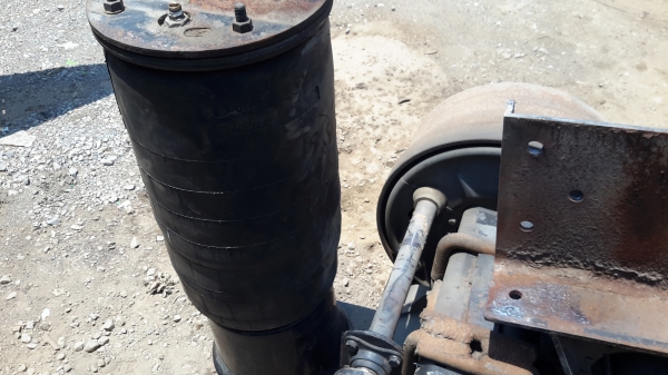 ขายเพลาพร้อมระบบถุงลมยกล้อได้ครบชุด ขายเพลาพร้อมระบบถุงลมยกล้อได้ครบชุด