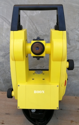 กล้องวัดมุมอิเล็กทรอนิกส์ THEODOLITE LEICA BUILDER T100