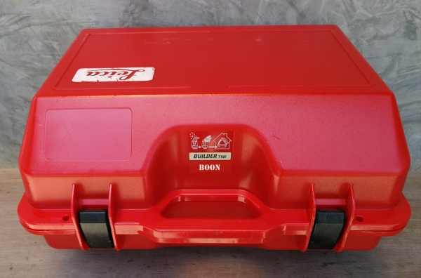 กล้องวัดมุมอิเล็กทรอนิกส์ THEODOLITE LEICA BUILDER T100