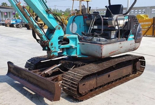 SK045  KOBELCO @ 325,000บาท มีลายหัวกะแทก (ตัวรถขนาดเทียบเท่าPC45) เครื่องดีปั่มแรงคอลโทลน้ำมันปั้มนิ้ว เพิ่งนำเข้ามายังไม่เคยใช้งานในไทยเลยเครื่อง 4สูบK4N บูมอามร์สวยเร็วแรงไม่โหลดไฮโดรไม่รั่วซึม แห้งทุกชิ้น เอกสารอินวอยล์ รถแม็คโฮมือสองรถญี่ปุ่นสภาพดี
