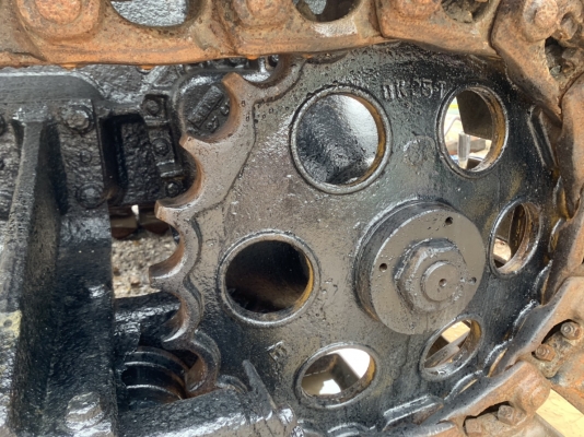 ขาย 148,000 บาท  รถแท๊กเตอร์ Mitsubishi. BD 2 F.  4,xxx ชั่วโมง เก่านอก 1 ปี (ตีนเป็ด-แผ่น 50 CM) เครื่องดี เกียร์แรง โซ่หนา สภาพพร้อมใช้   รถอยู่ นครปฐม โทร 0626426323