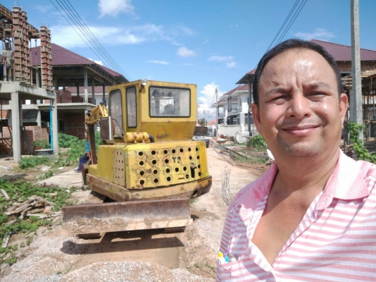 ขายรถแบคโฮ CAT 30 คอลโทรลสั้น ปั๊มนิ้ว ตัวเดินแบบรุ่น 1 ประตูมี ติดแอร์ได้เลย ราคา 160000