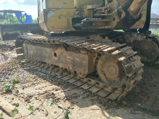 มี VDO ให้ชม.รถแบคโฮ CAT 30 คอลโทรลสั้น ปั๊มนิ้ว ตัวเดินแบบรุ่น 1 ประตูมี ติดแอร์ได้เลย ราคา 160000