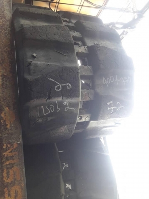 SALE* FROM JAPAN RUBBER TRACKแทรคยางสำหรับรถไซค์40 ,45, 50, 55 /ขนาด400*72.5*72(ข้อ) /ราคาเพียง:เส้นละ* 17,000 บาท SALE* FROM JAPAN RUBBER TRACKแทรคยางสำหรับรถไซค์40 ,45, 50, 55 /ขนาด400*72.5*72(ข้อ) /ราคาเพียง:เส้นละ* 17,000 บาท