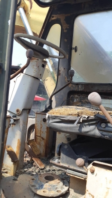 ขาย 125,000 KOMATSU pw 100-2 เครื่องดี ปั้มดี แต่เป็นรถจอด ต้องเช็ค เพลาล่างขาด ยางพร้อมกะทะล้อถอดไว้ อะไหล่ครบ มีเท้าช้าง ขายตามสภาพราคาถูก รถอยู่ นครสวรรค์ 064-191-1112 ขาย 125,000 KOMATSU pw 100-2 เครื่องดี ปั้มดี แต่เป็นรถจอด ต้องเช็ค เพลาล่างขาด ยางพร้อมกะทะล้อถอดไว้ อะไหล่ครบ มีเท้าช้าง ขายตามสภาพราคาถูก รถอยู่ นครสวรรค์ 064-191-1112