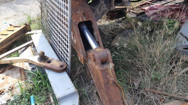 ขาย 125,000 KOMATSU pw 100-2 เครื่องดี ปั้มดี แต่เป็นรถจอด ต้องเช็ค เพลาล่างขาด ยางพร้อมกะทะล้อถอดไว้ อะไหล่ครบ มีเท้าช้าง ขายตามสภาพราคาถูก รถอยู่ นครสวรรค์ 064-191-1112 ขาย 125,000 KOMATSU pw 100-2 เครื่องดี ปั้มดี แต่เป็นรถจอด ต้องเช็ค เพลาล่างขาด ยางพร้อมกะทะล้อถอดไว้ อะไหล่ครบ มีเท้าช้าง ขายตามสภาพราคาถูก รถอยู่ นครสวรรค์ 064-191-1112