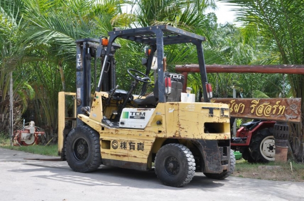 ขายFORKLIFT TCM2ตัน FG20N สภาพสวยเดิมจากญี่ปุ่น หาอยู่รับรองไม่ผิดหวัง ขาย125,000บาท เท่านั้น!!