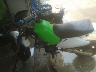 ขายครื่องเวฟ100สตาร์ทมือแถมรถด้วย