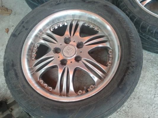 ขายล้อแต่งสวย 5รู114ครับ