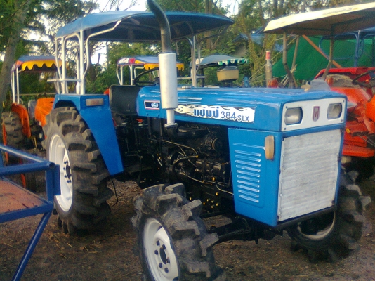 แชมป์ 384 SLX ขับเคลื่อน 4 ล้อ ยางดี 4 เส้น