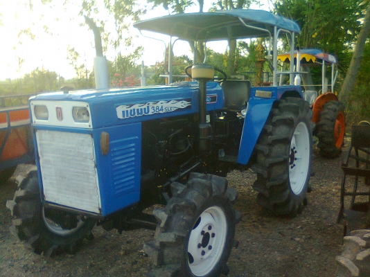 แชมป์ 384 SLX ขับเคลื่อน 4 ล้อ ยางดี 4 เส้น