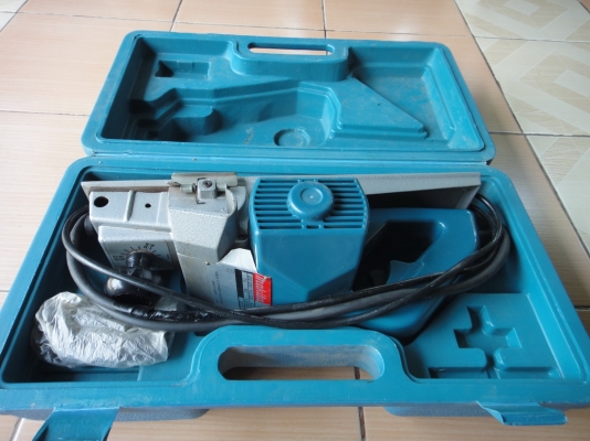 กบไสไม้ MAKITA รุ่น 1100 สภาพวิ้ง วิ้ง กบไสไม้ MAKITA รุ่น 1100 สภาพวิ้ง วิ้ง