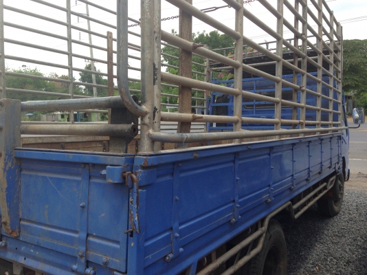 ขายรถ6ล้อNPRการ์ตูน 120แรง รถห้าง