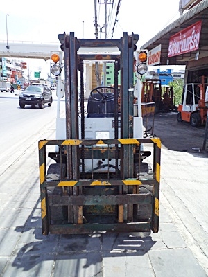 ขายรถยกTCM 2.5 ตัน เครื่องเบนซิน กระบอกคู่ เสาสูง 3 เมตร พวงมาลัยเพาเว่อร์ สีเดิมจากนอก นำเข้าจากญี่ปุ่น ใช้งานได้ทันที ขายรถยกTCM 2.5 ตัน เครื่องเบนซิน กระบอกคู่ เสาสูง 3 เมตร พวงมาลัยเพาเว่อร์ สีเดิมจากนอก นำเข้าจากญี่ปุ่น ใช้งานได้ทันที