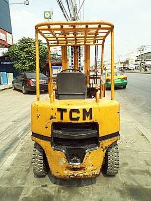 ขายรถยกTCM 2.5 ตัน เครื่องเบนซิน งาเทด้ำ เสาสูง 3.5 เมตร ล้อหน้าคุ่ พวงมาลัยเพาเว่อร์ สีเดิมจากนอก นำเข้าจากญี่ปุ่น ใช้งานได้ทันที ขายรถยกTCM 2.5 ตัน เครื่องเบนซิน งาเทด้ำ เสาสูง 3.5 เมตร ล้อหน้าคุ่ พวงมาลัยเพาเว่อร์ สีเดิมจากนอก นำเข้าจากญี่ปุ่น ใช้งานได้ทันที