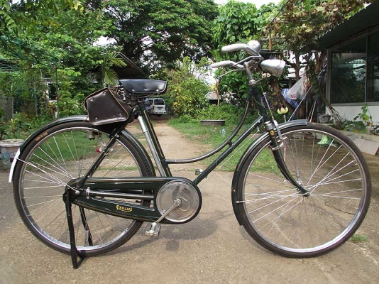 ขายรถถีบอังกฤษสวย ฟิลลิบหญิงคานโค้ง28มีรูปครับ