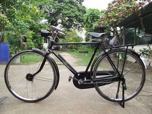 ขายรถถีบอังกฤษสวย ฟิลลิบหญิงคานโค้ง28มีรูปครับ