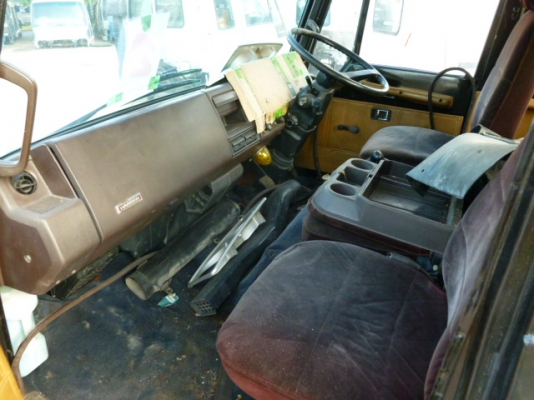 แสงฟ้าเต้นรถ///ขายหัวเก๋งเก่าญี่ปุ่น HINO-4D สภาพสวย อุปกรณ์ครบ แสงฟ้าเต้นรถ///ขายหัวเก๋งเก่าญี่ปุ่น HINO-4D สภาพสวย อุปกรณ์ครบ