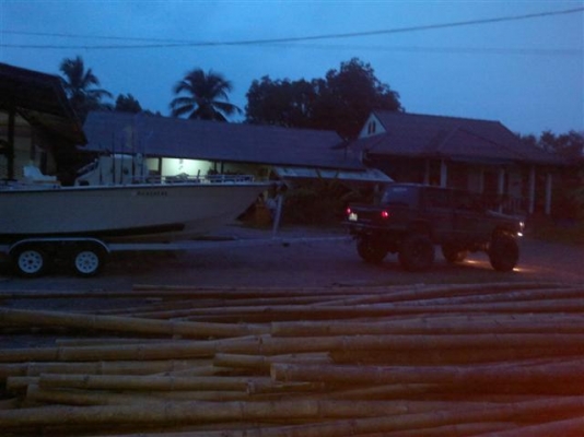 เรือusa  20ฟุตเครื่อง suzuki 140hp