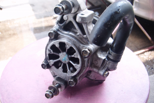 ขาย ปั้มเพาเวอร์ชีวิค พร้อมใช้งานได้ปกติ