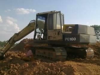 KOMATSU PC 100-3 เครื่องเดิมปั๊มเดิมทำงานไม่มีโหลดสภาพดีมากครับ บูมอาร์มสวยไม่มีปะ ช่วงล่างเอวแน่น โซ่บูทใบแทรกหนาดีประมาณ 60\% พร้อมทำงานได้เลยไม่มีปัญหา เอกสารสัญญาซื้อขาย ราคาต่อรองได้นะครับ