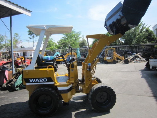ขาย รถตักเล็ก KOMATSU รุ่น WA20-2- มือสองญี่ปุ่น ขาย รถตักเล็ก KOMATSU รุ่น WA20-2- มือสองญี่ปุ่น