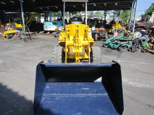 ขาย รถตักเล็ก KOMATSU รุ่น WA20-2- มือสองญี่ปุ่น ขาย รถตักเล็ก KOMATSU รุ่น WA20-2- มือสองญี่ปุ่น