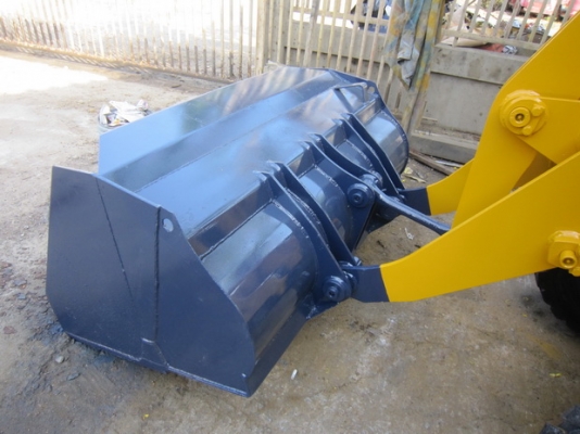 ขาย รถตักเล็ก KOMATSU รุ่น WA20-2- มือสองญี่ปุ่น ขาย รถตักเล็ก KOMATSU รุ่น WA20-2- มือสองญี่ปุ่น